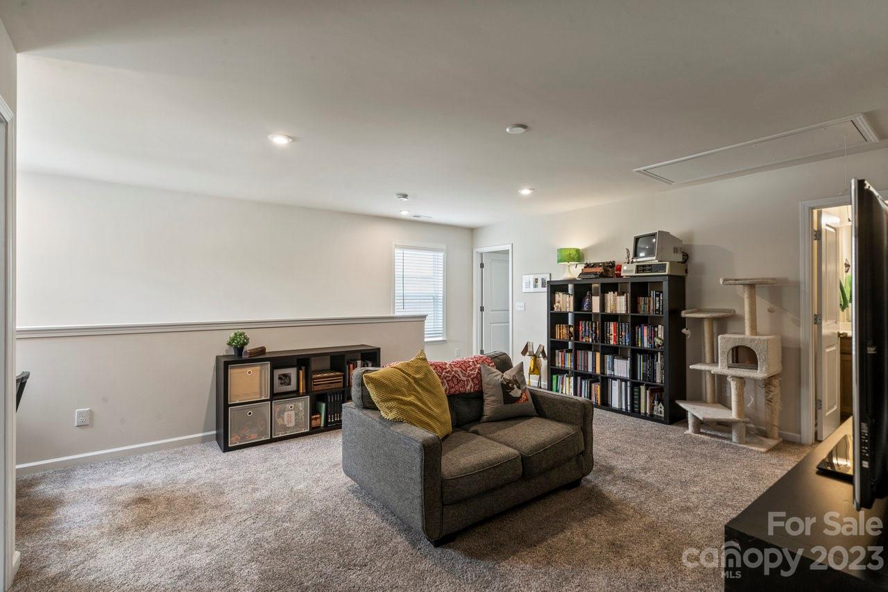 Starmount Cove - Residential