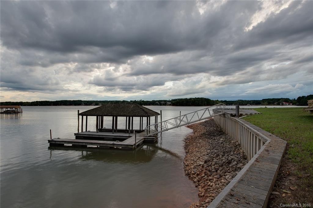 Stonemarker Pointe - Land