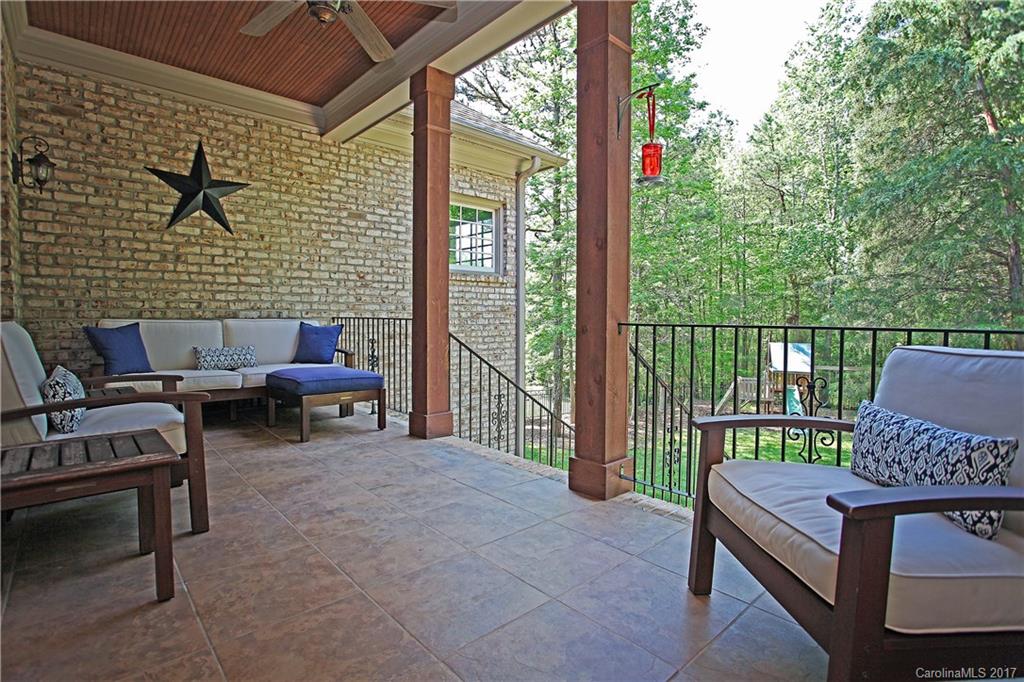 Victoria Lake - Residential