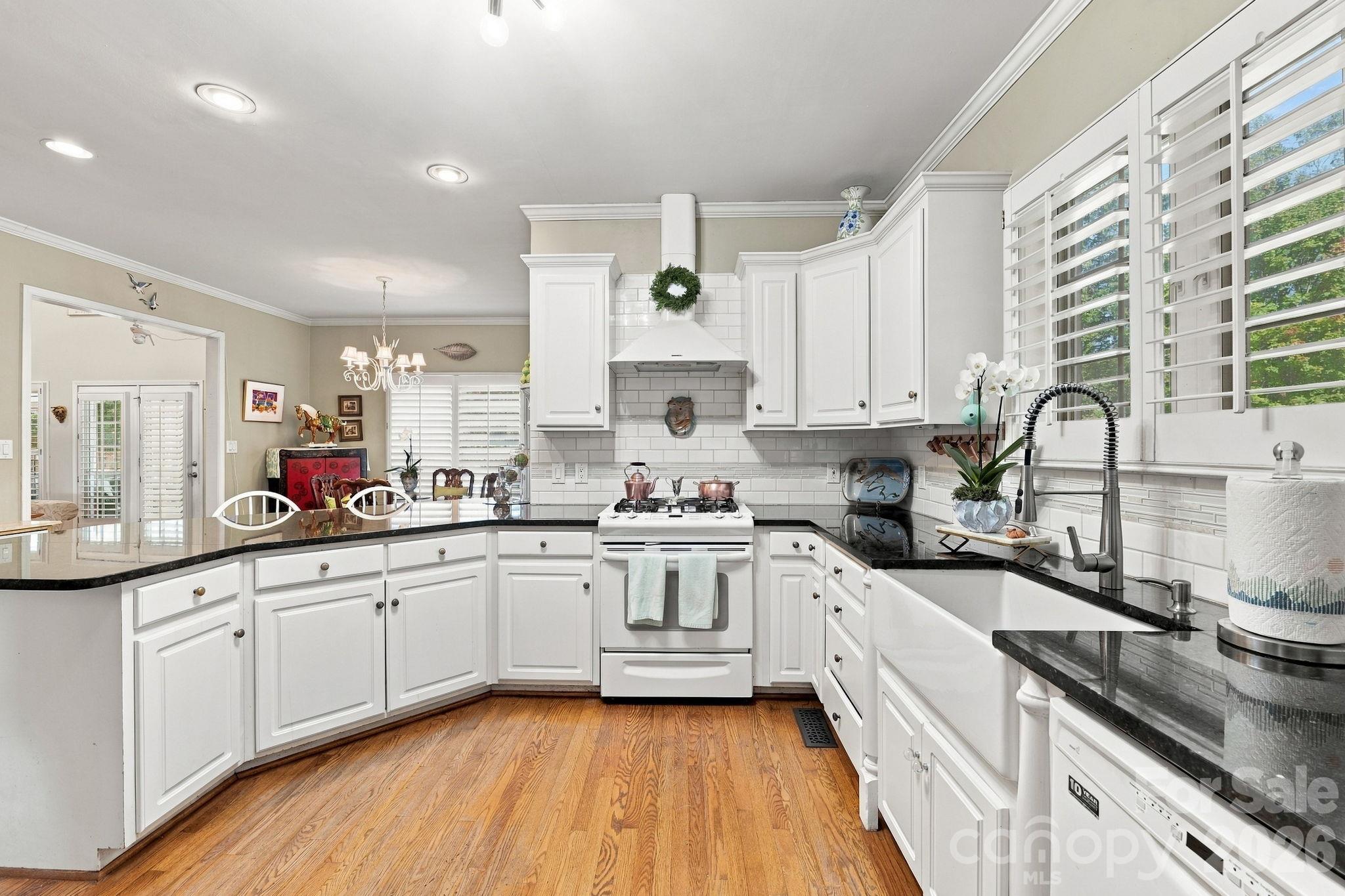1093 Fairfield Drive