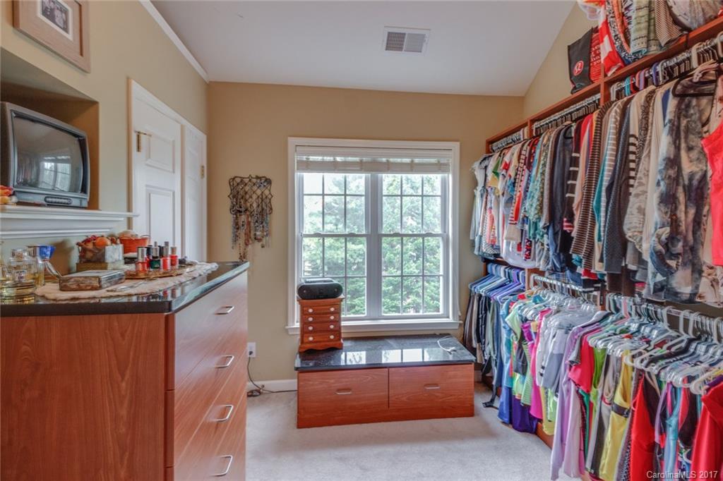 The Hamptons - Residential