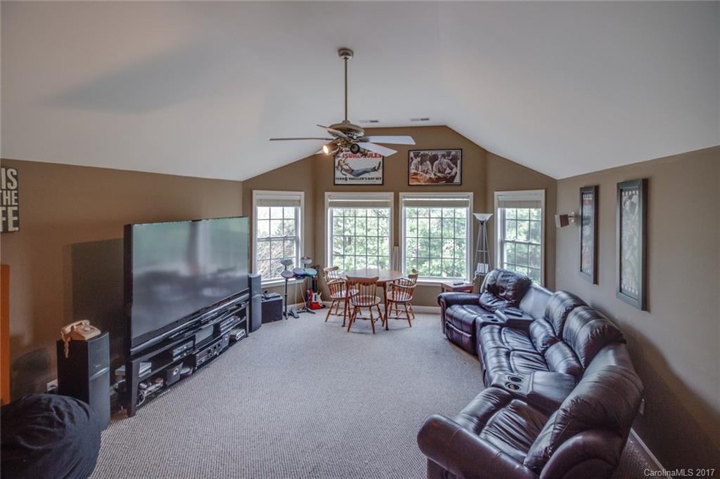 The Hamptons - Residential