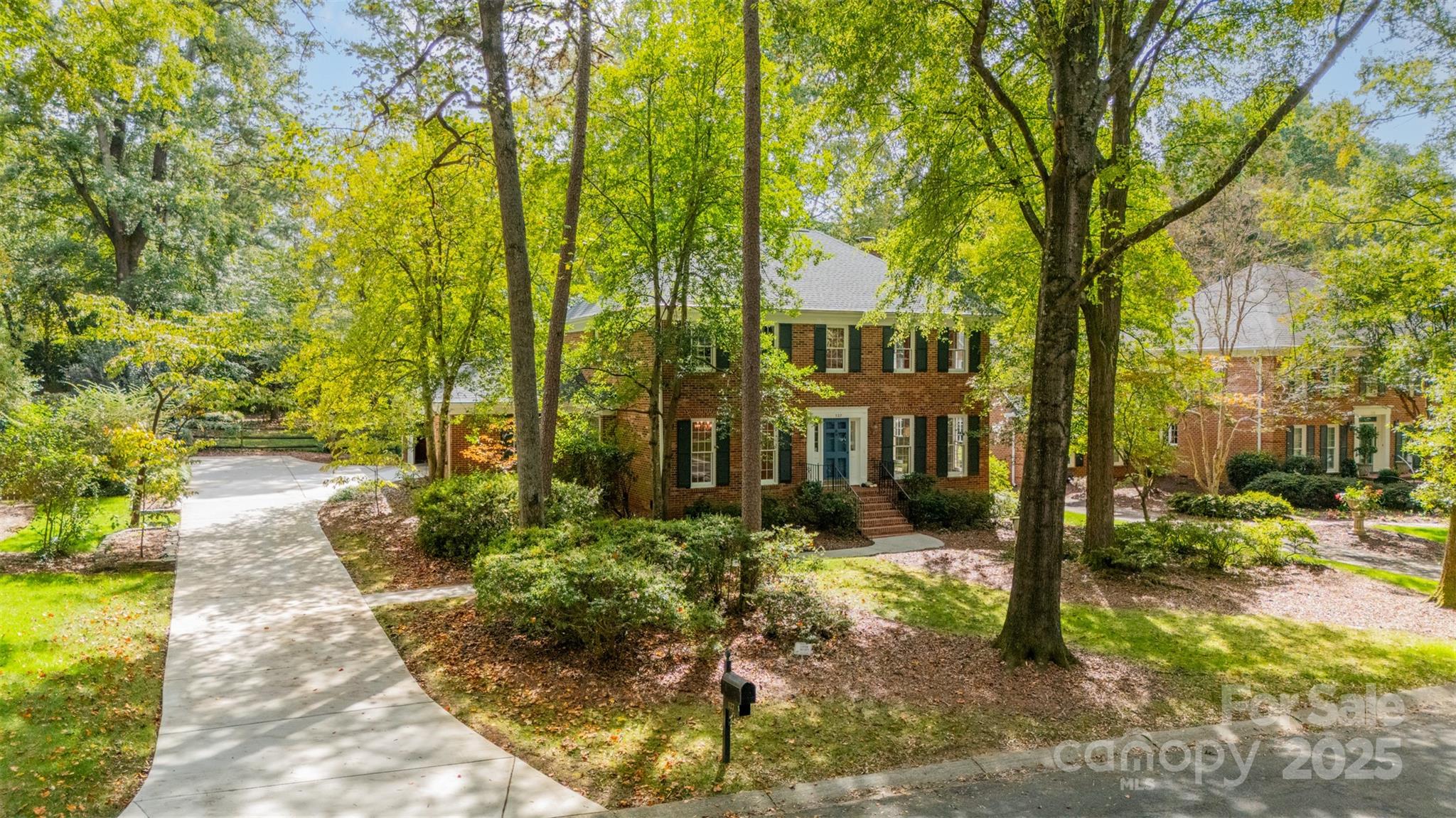 127 Cabell Way