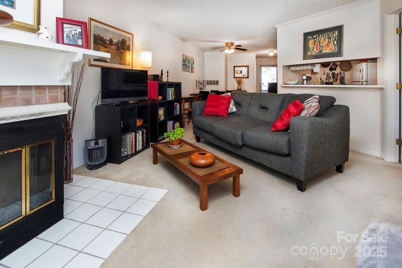 2536 Stradbrook Drive B