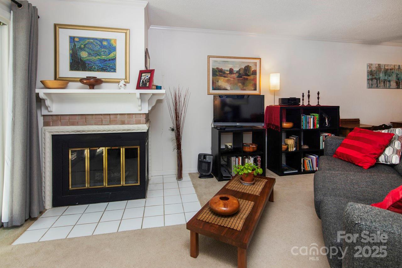 2536 Stradbrook Drive B