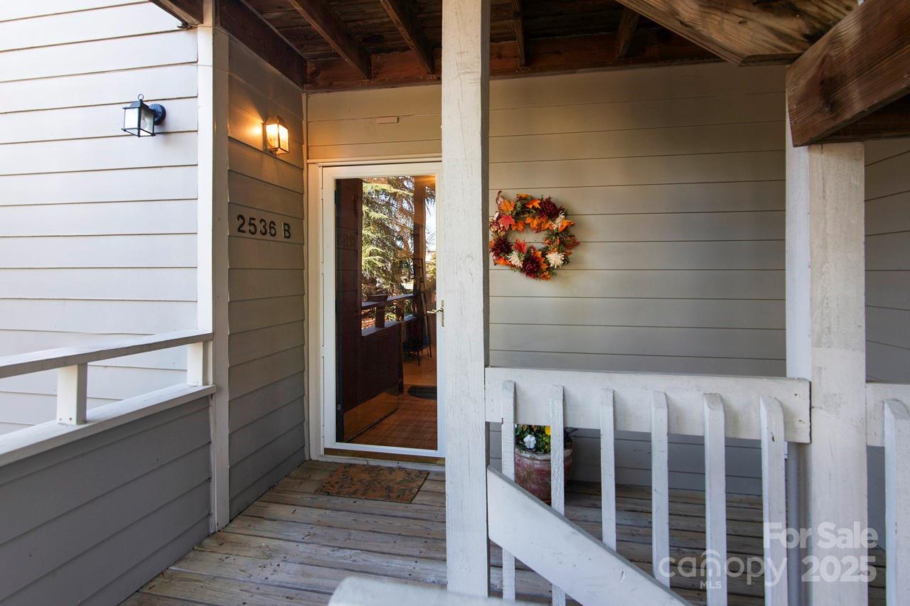 2536 Stradbrook Drive B