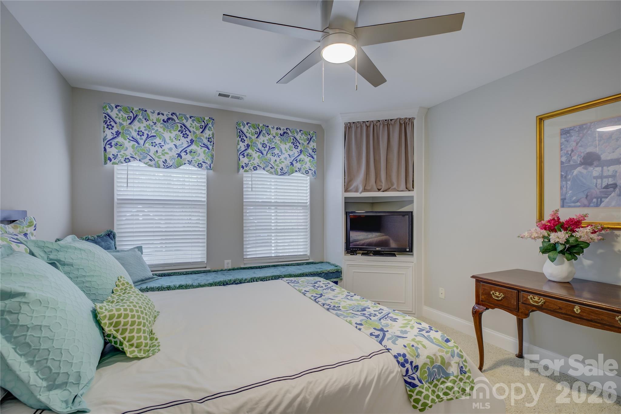 The Palisades - Residential