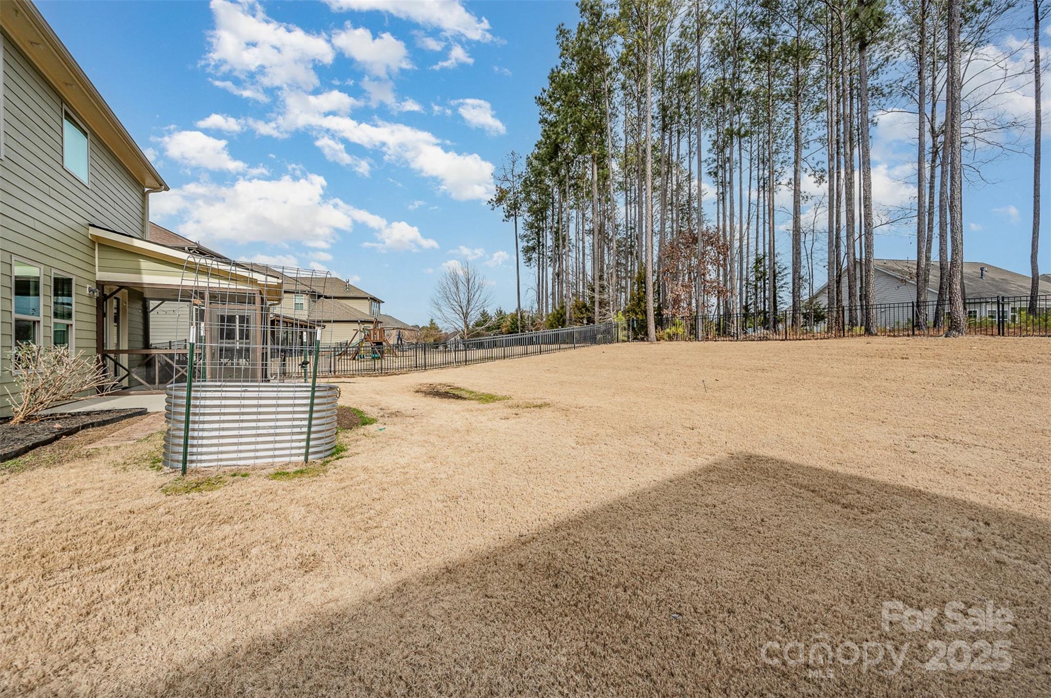 Palm Tree Cove - Residential