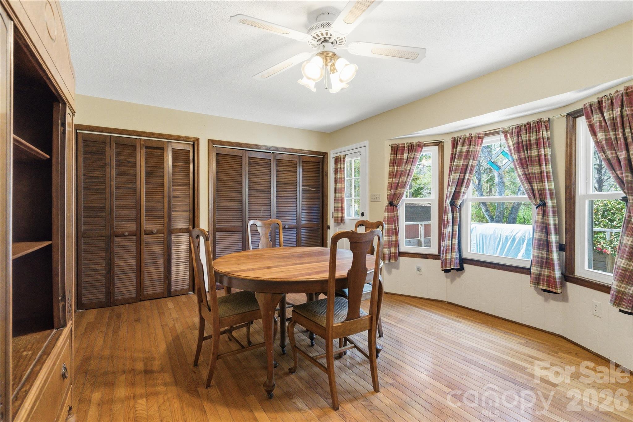 BEL AIR ACRES - Residential