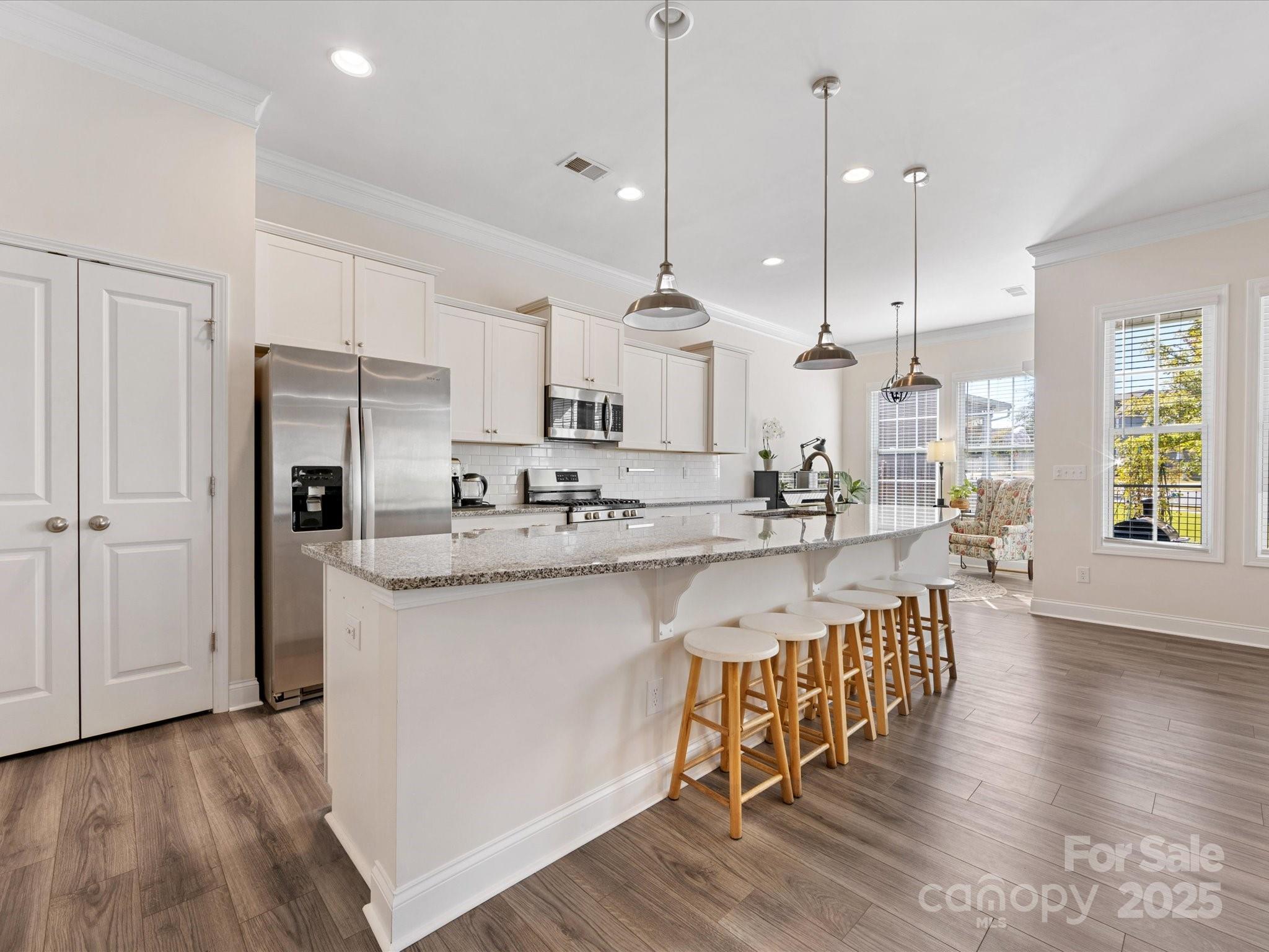 6017 Oakmere Road