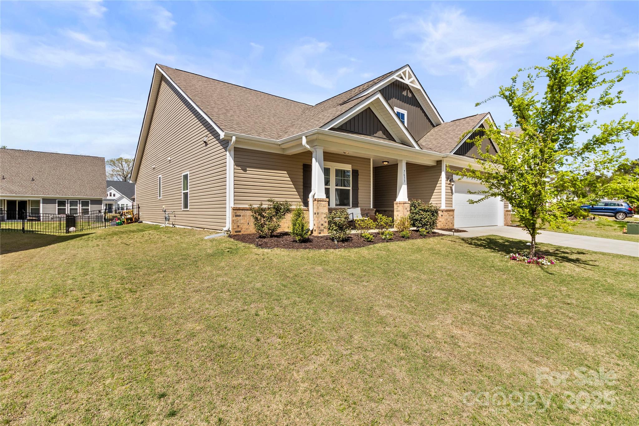 7633 Tanglewood Way