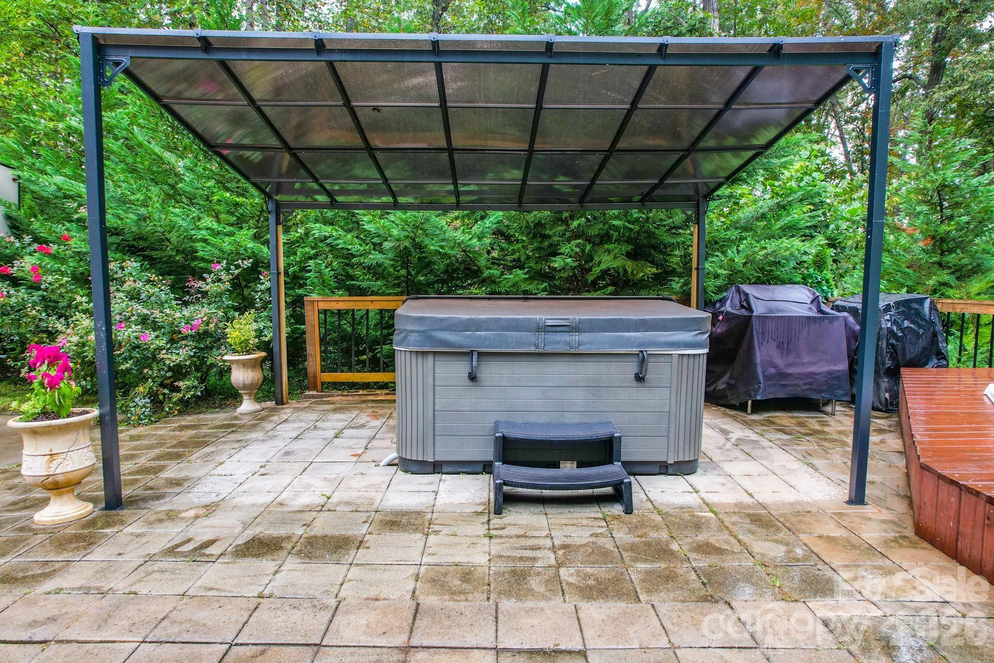 Hillandale Acres - Residential