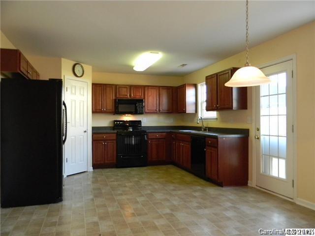 Curtis Pond - Residential Lease