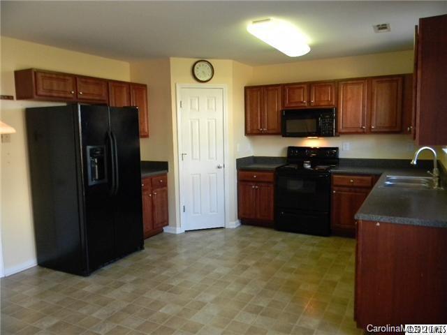 Curtis Pond - Residential Lease