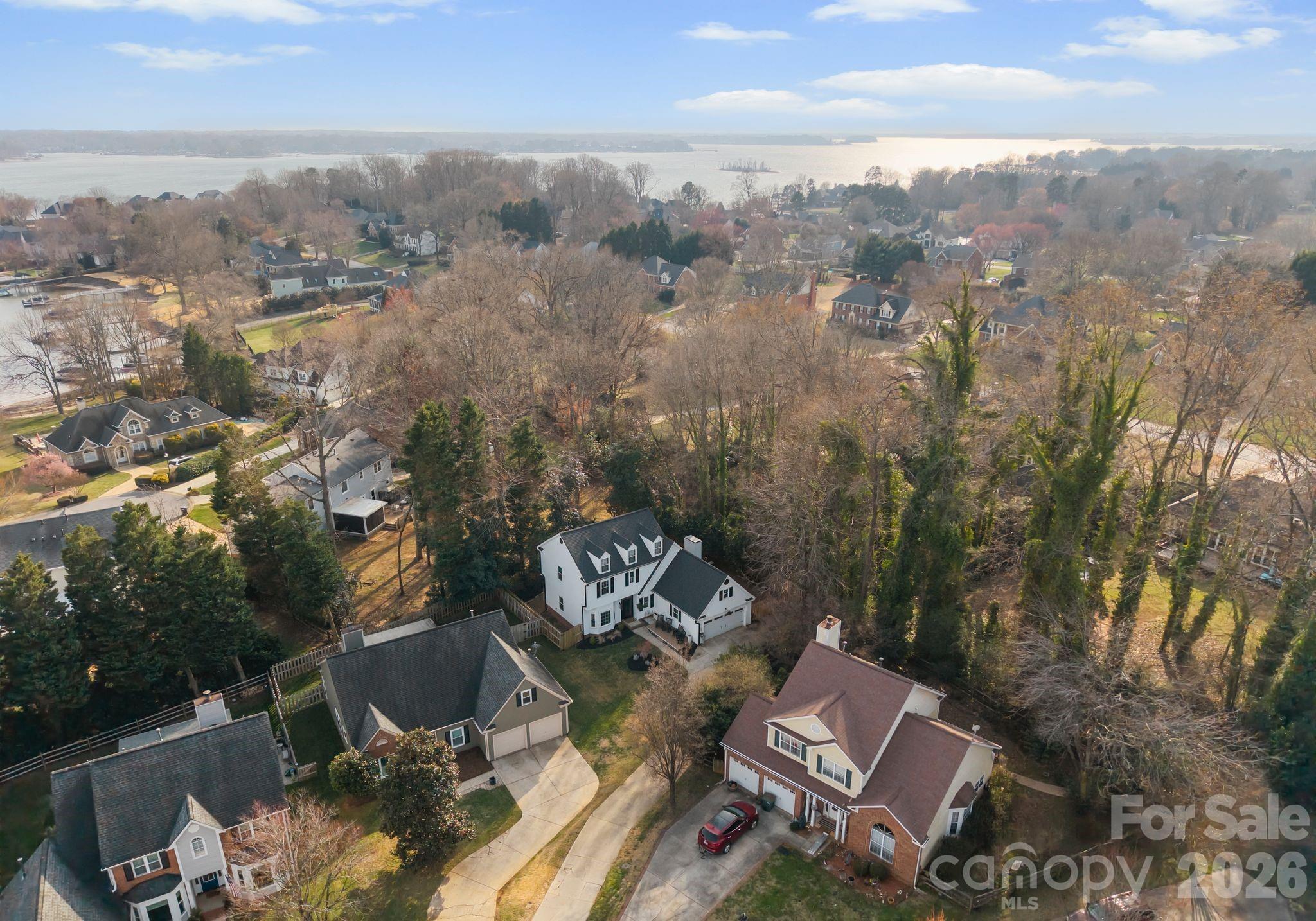 153 Ashford Hollow Lane