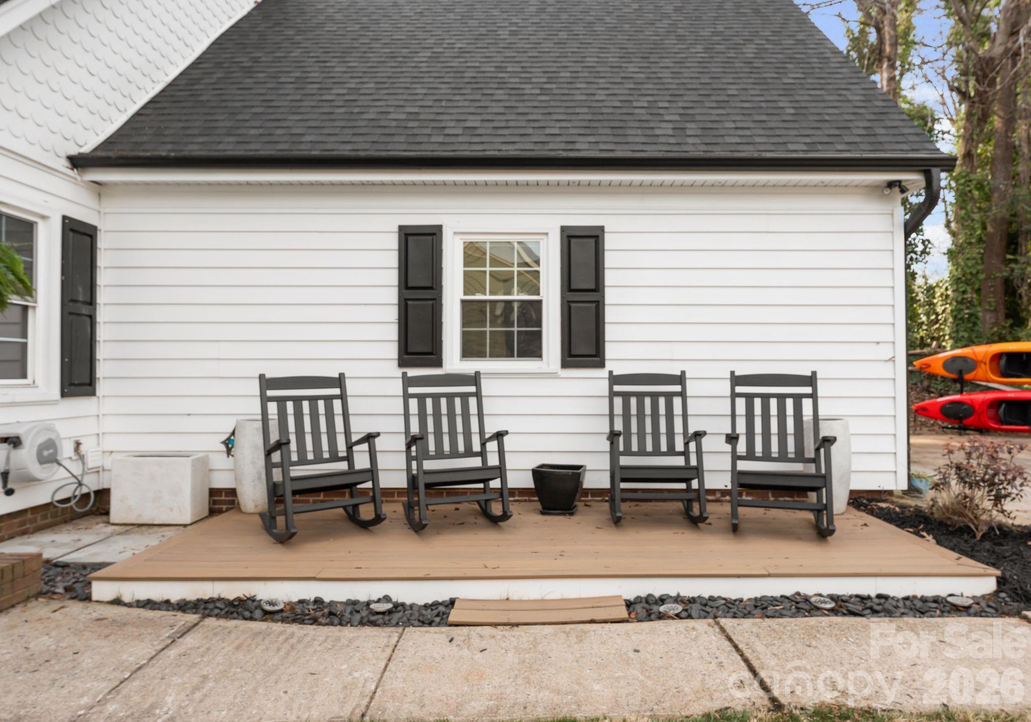 153 Ashford Hollow Lane