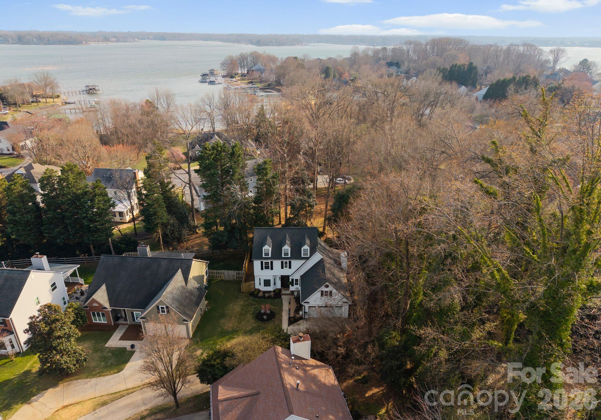 153 Ashford Hollow Lane