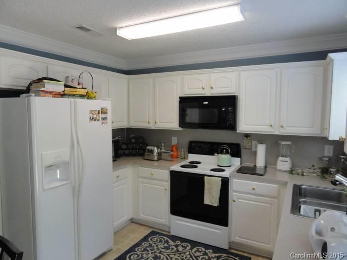 Crestdale Crossing - Residential Lease