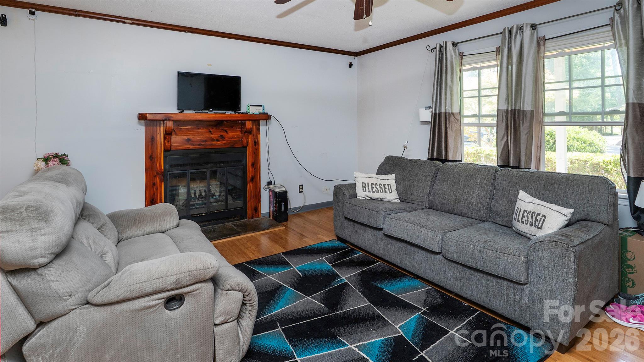 2521 Kempsar Lane