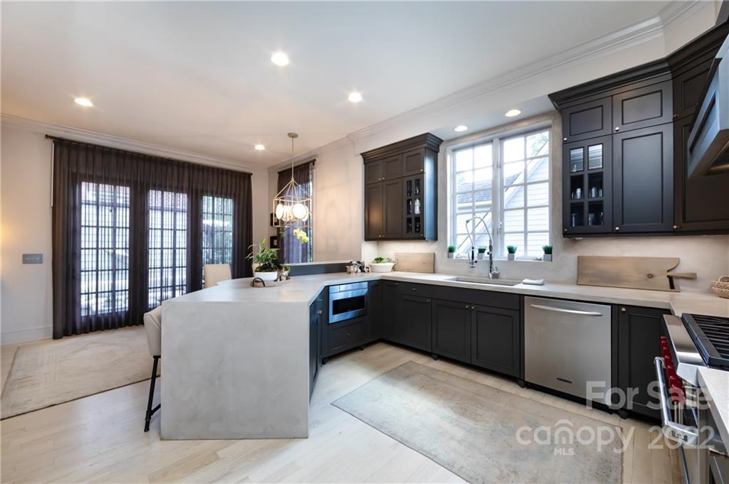 Myers Park - Residential