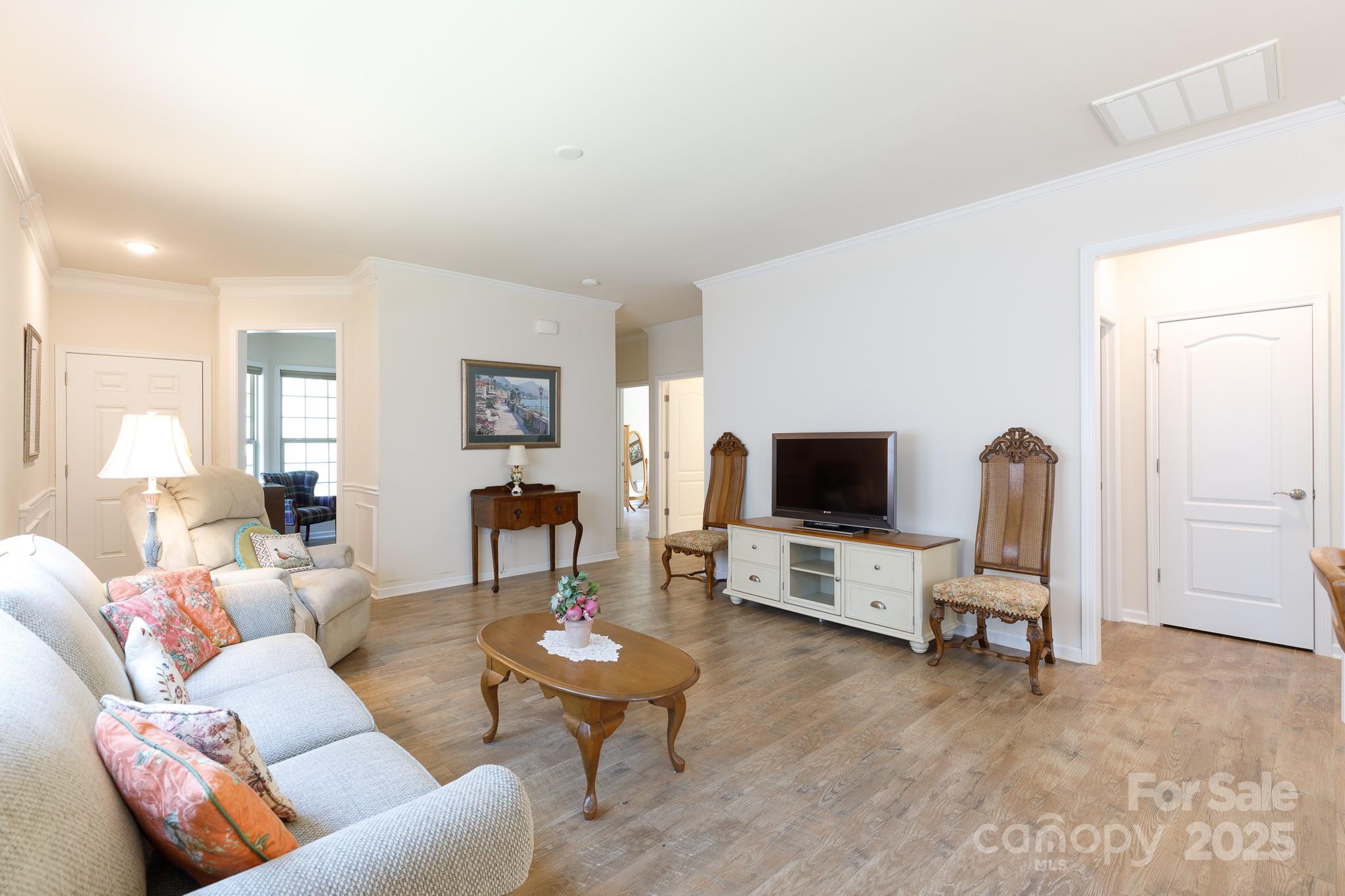 238 Cherrytree Drive
