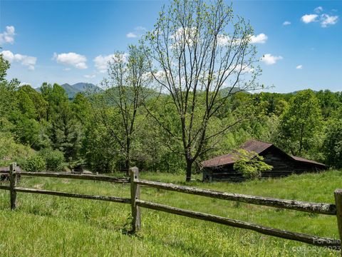 A home in Waynesville