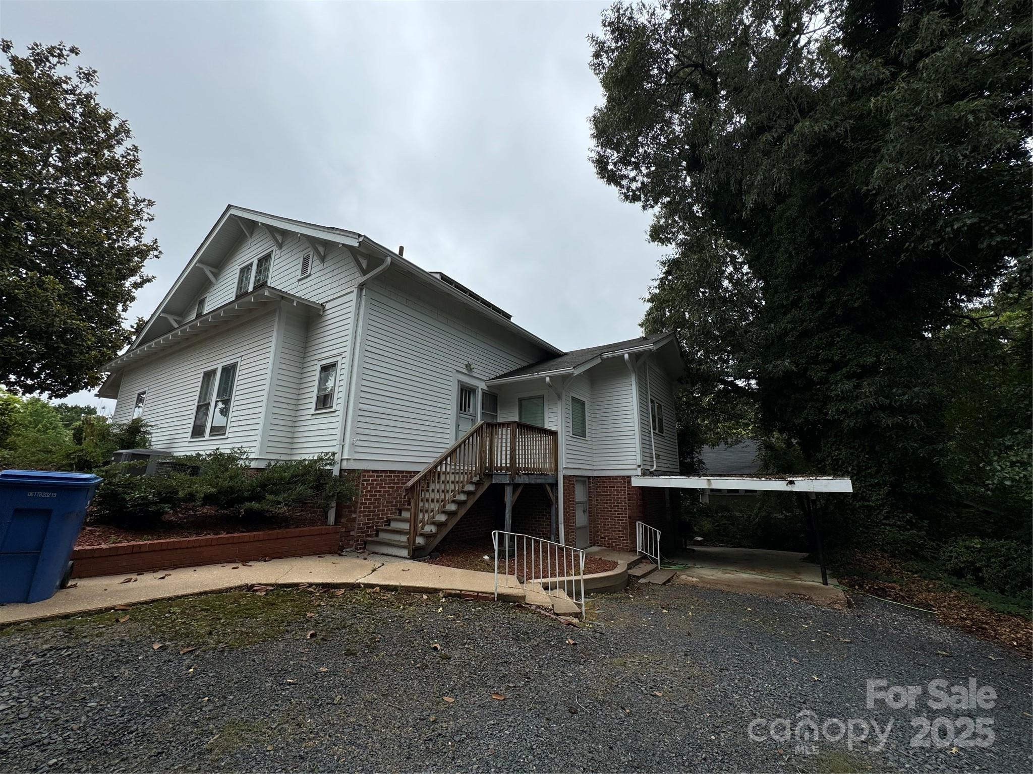 216 North Street
