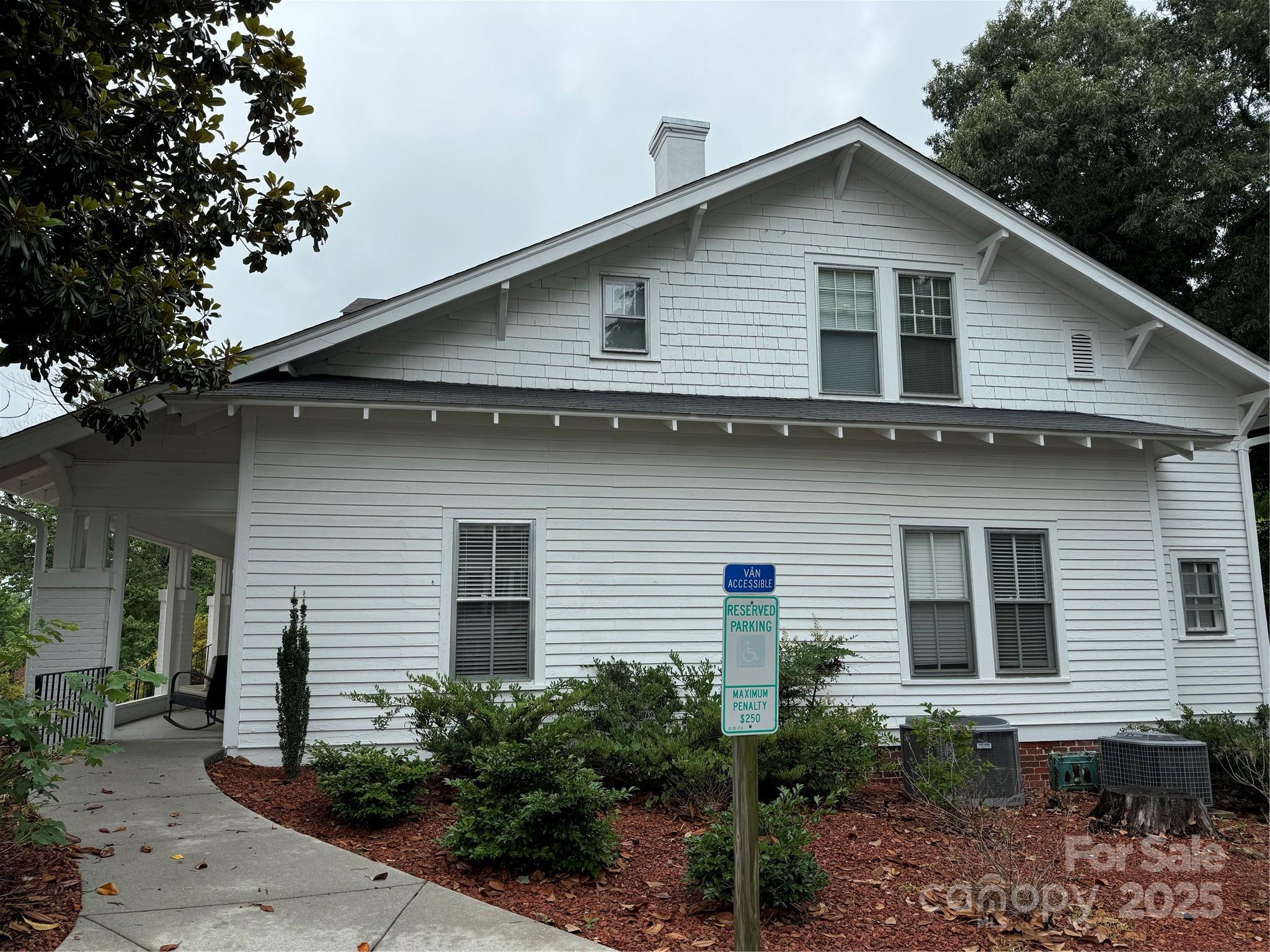216 North Street