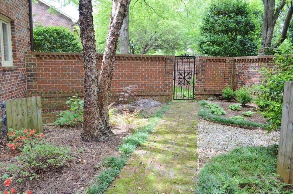 Columbine Court - Residential