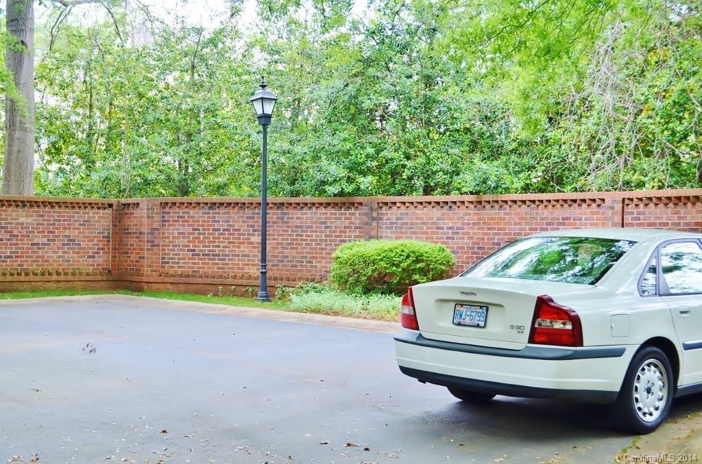 Columbine Court - Residential