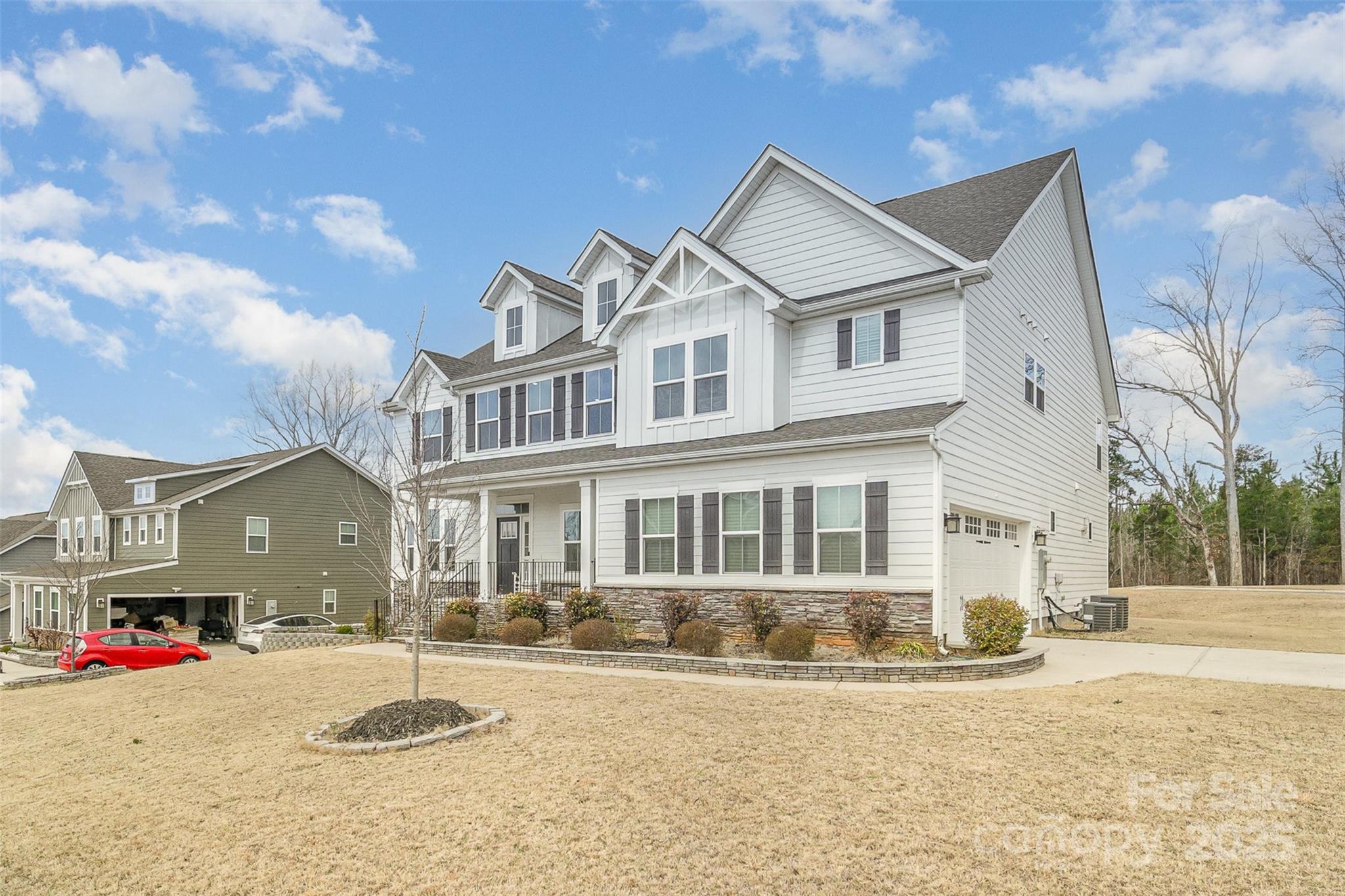 4604 Howie Lane