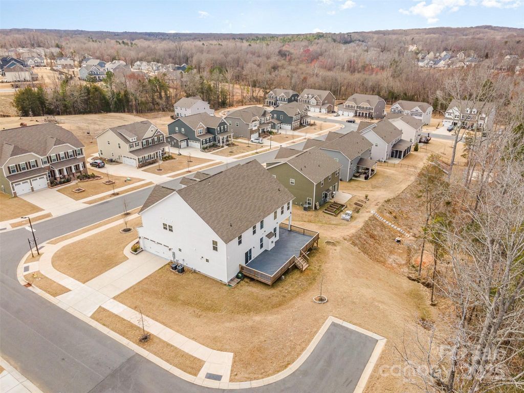 listing image 44
