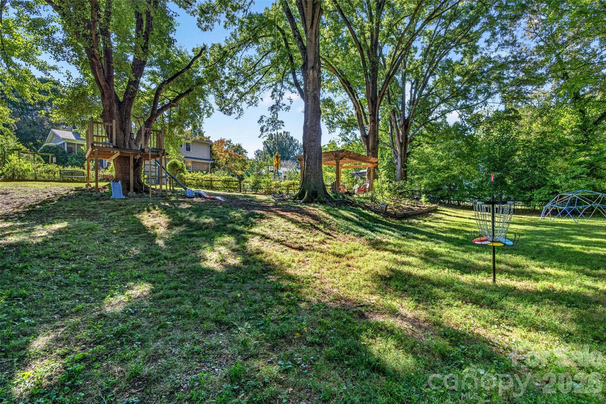 19916 Floral Lane