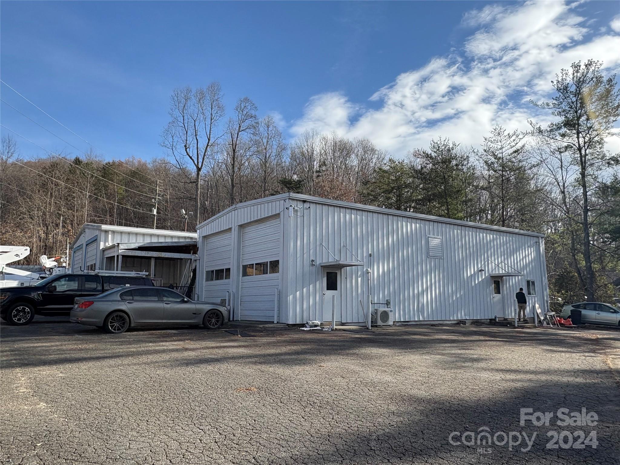 329 Gashes Creek Road