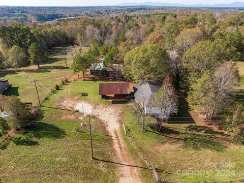 A home in Chesnee