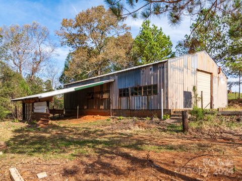 A home in Chesnee