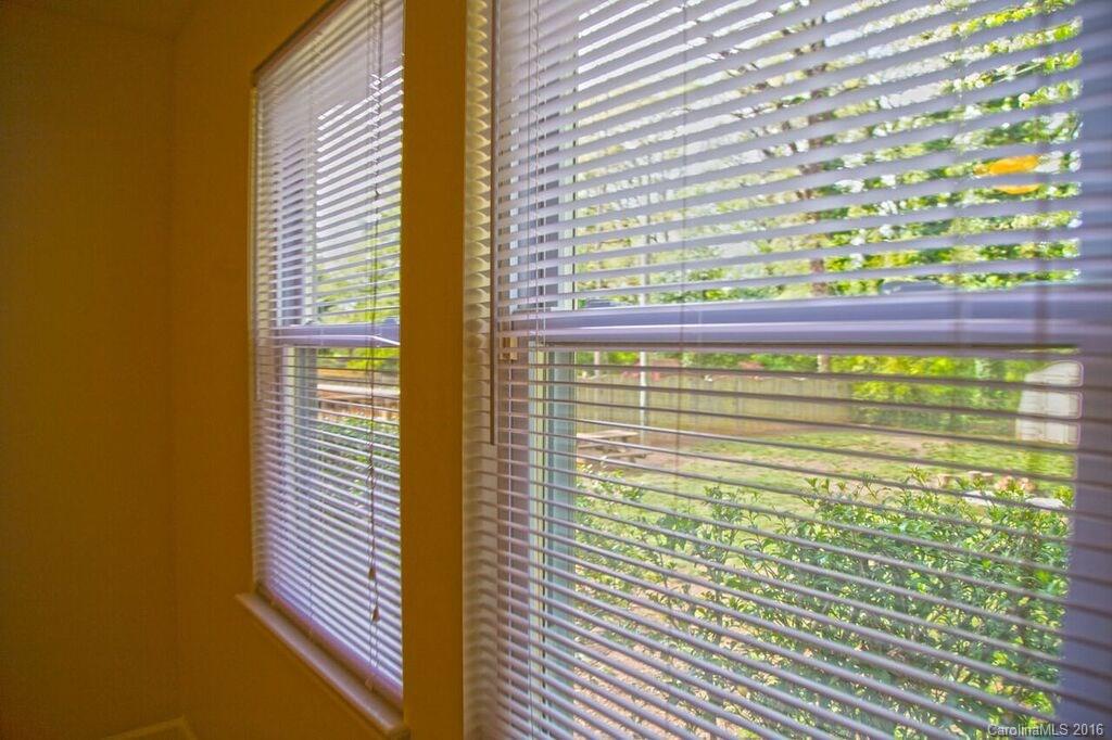 Merry Oaks - Residential