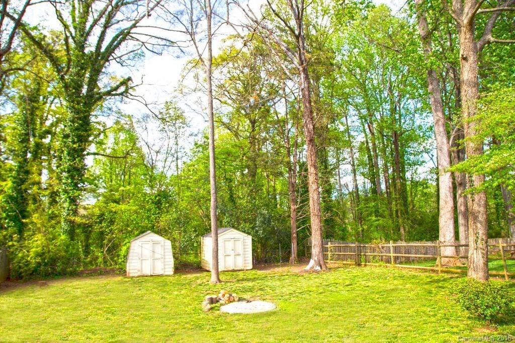 Merry Oaks - Residential