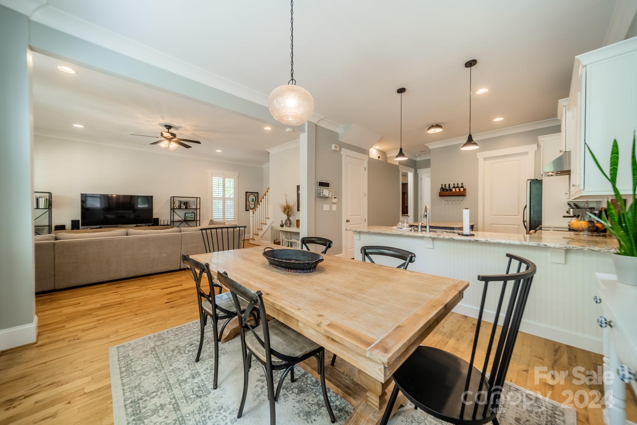 Villa Heights - Residential