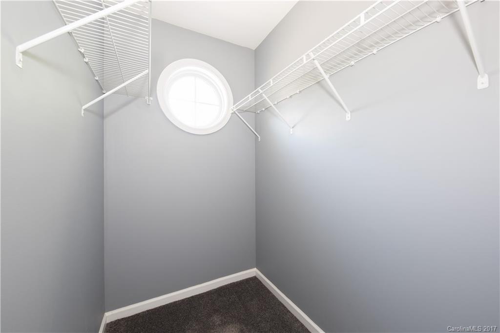 Ridge Pointe - Residential