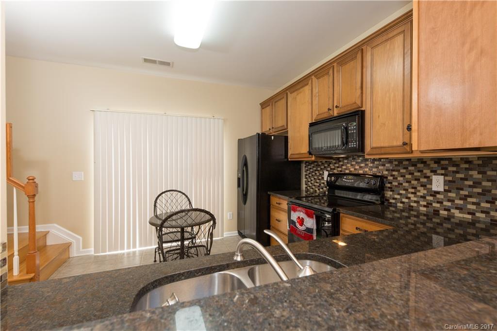 Ridge Pointe - Residential