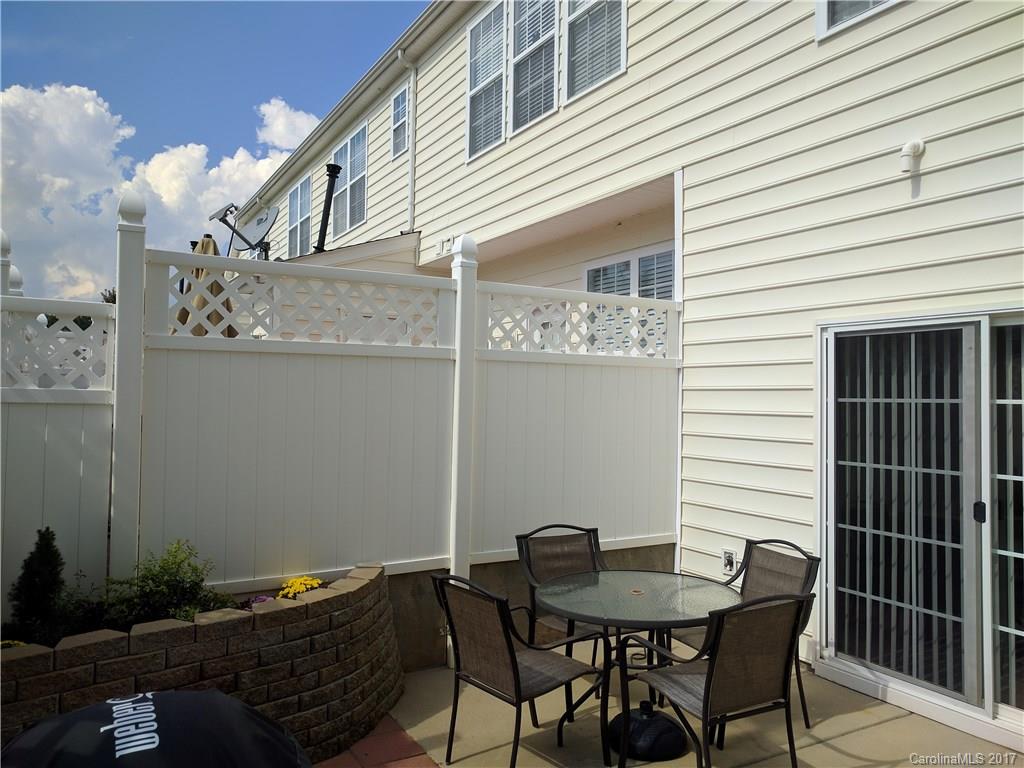 Ridge Pointe - Residential