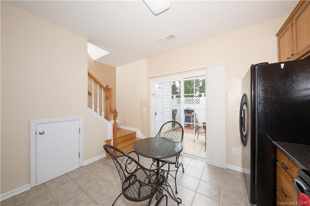 Ridge Pointe - Residential