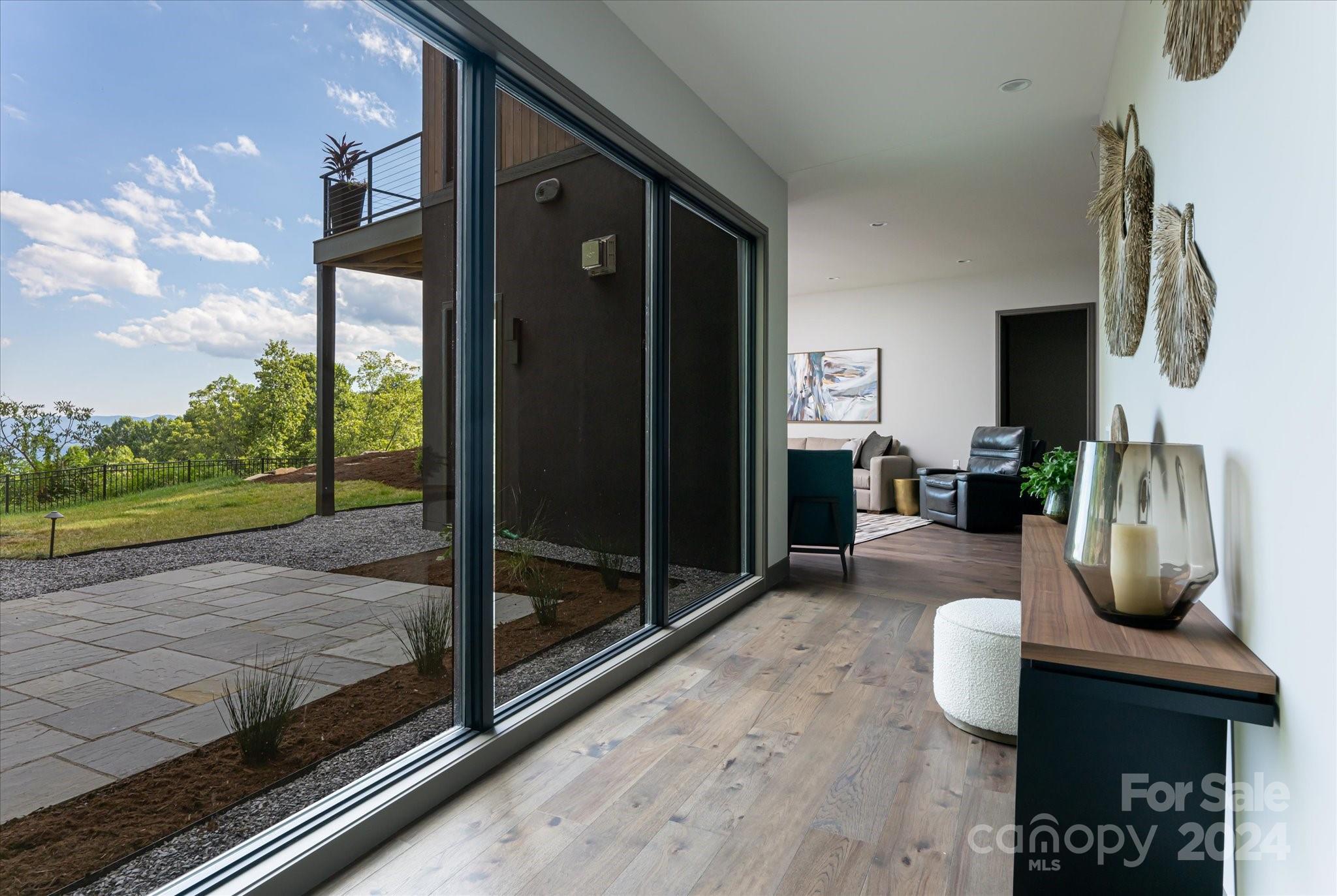 Couch Mountain - Residential