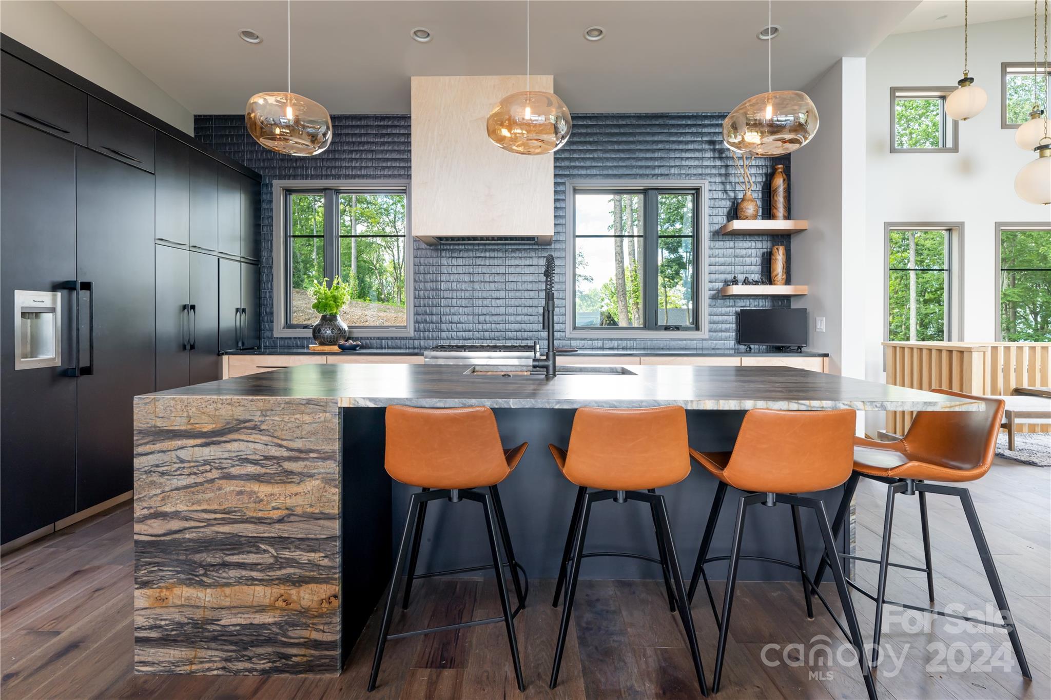 Couch Mountain - Residential