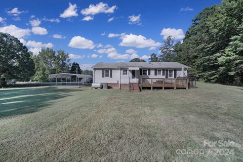 A home in Clover