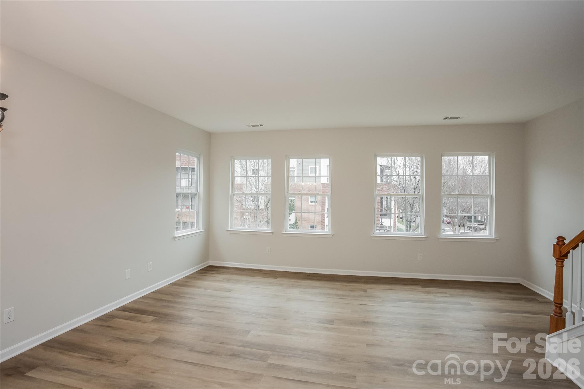 9732 Kings Parade Boulevard