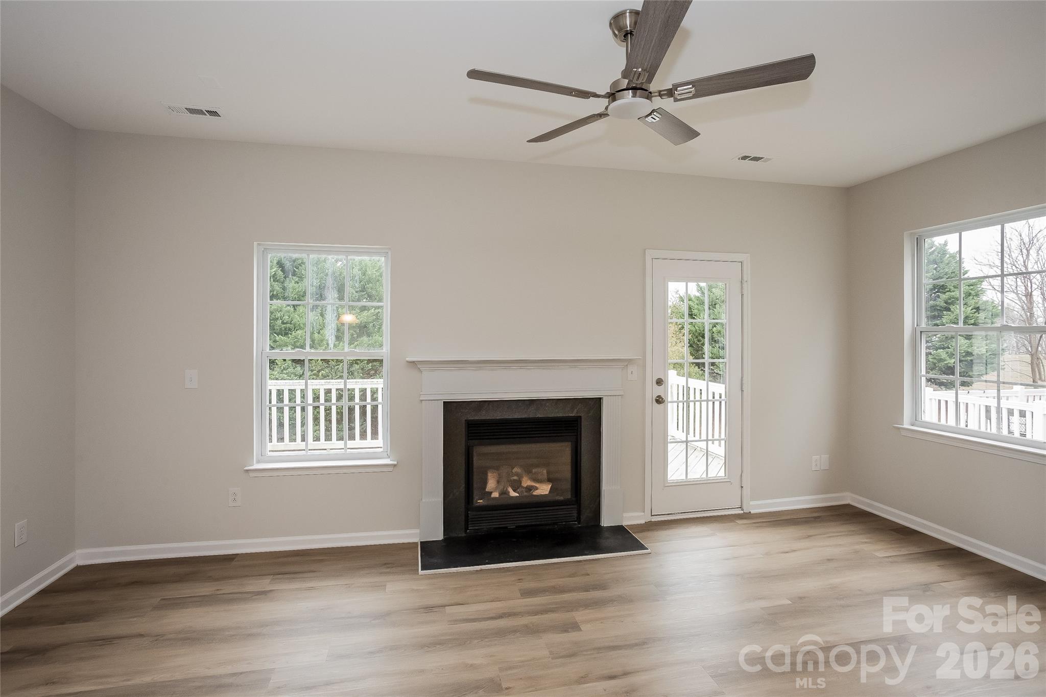 9732 Kings Parade Boulevard