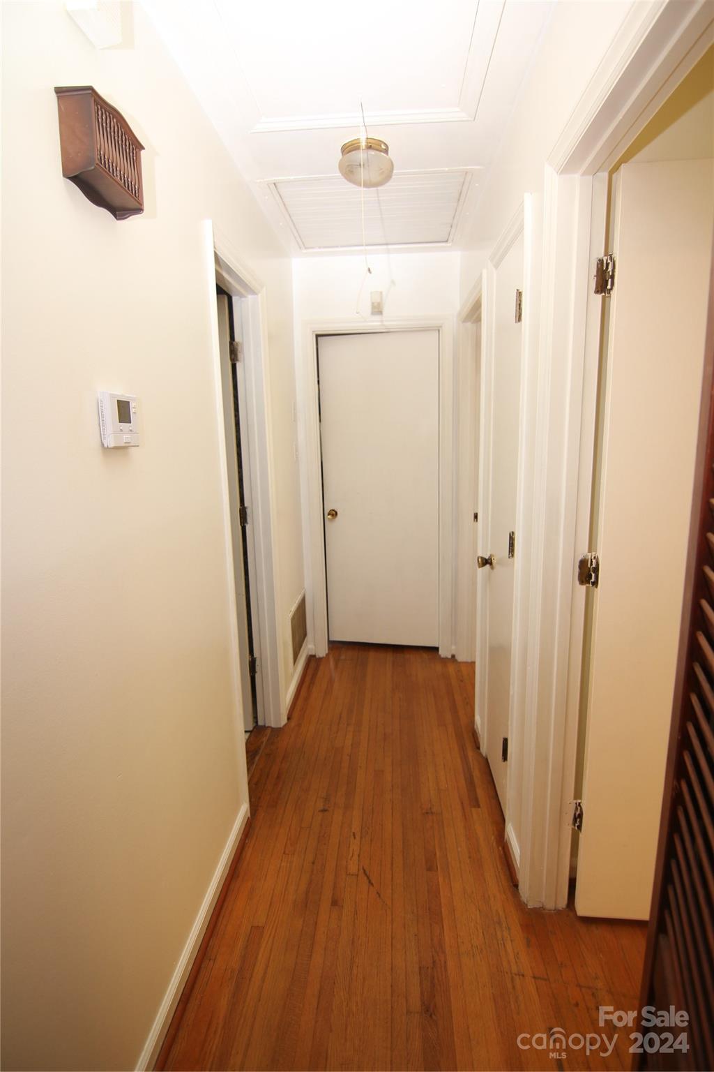 Charlotte, North Carolina 28205, United States, 3 Bedrooms Bedrooms, ,2 BathroomsBathrooms,Residential,Under Contract,46117