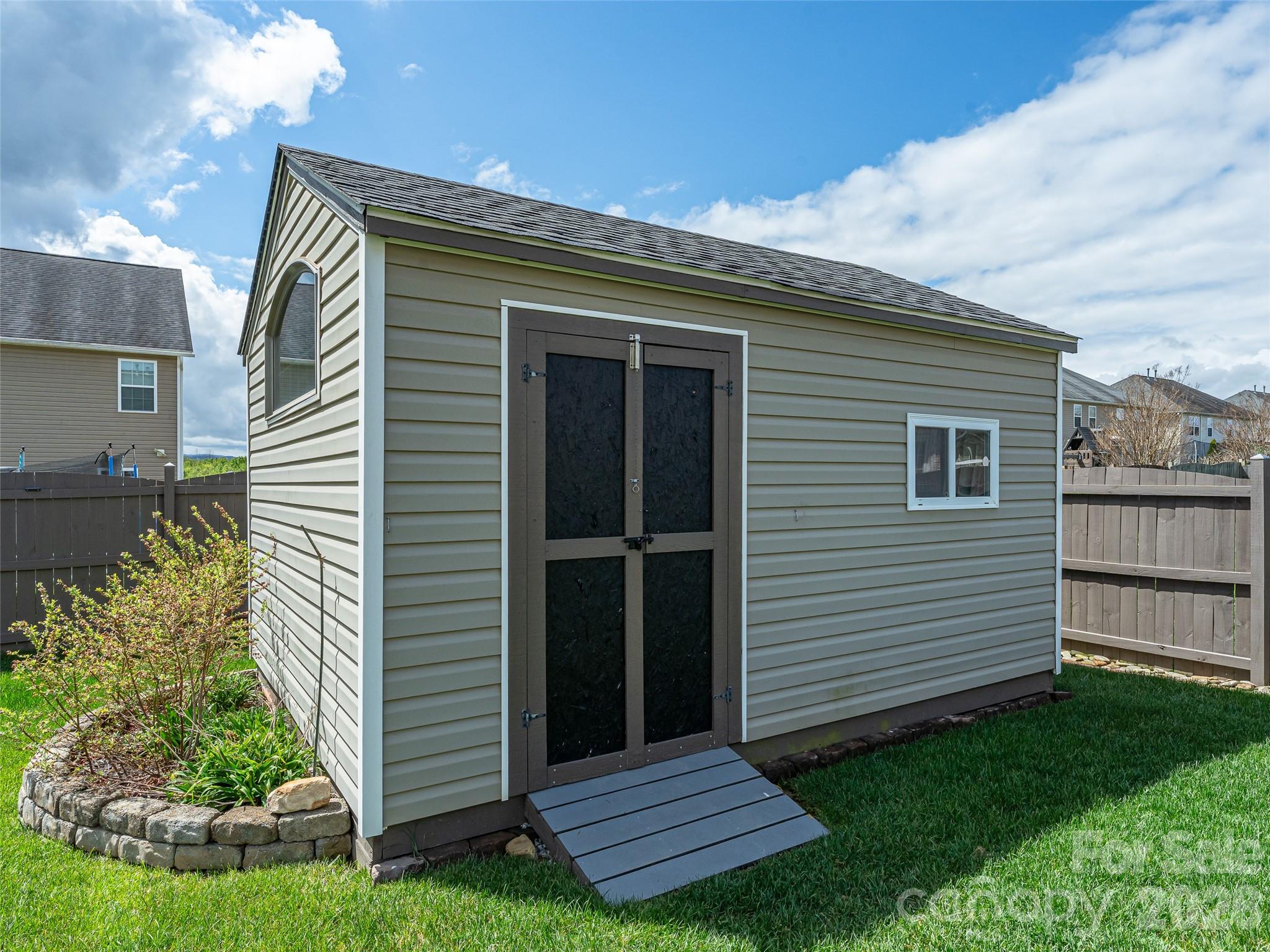 River Stone - Residential